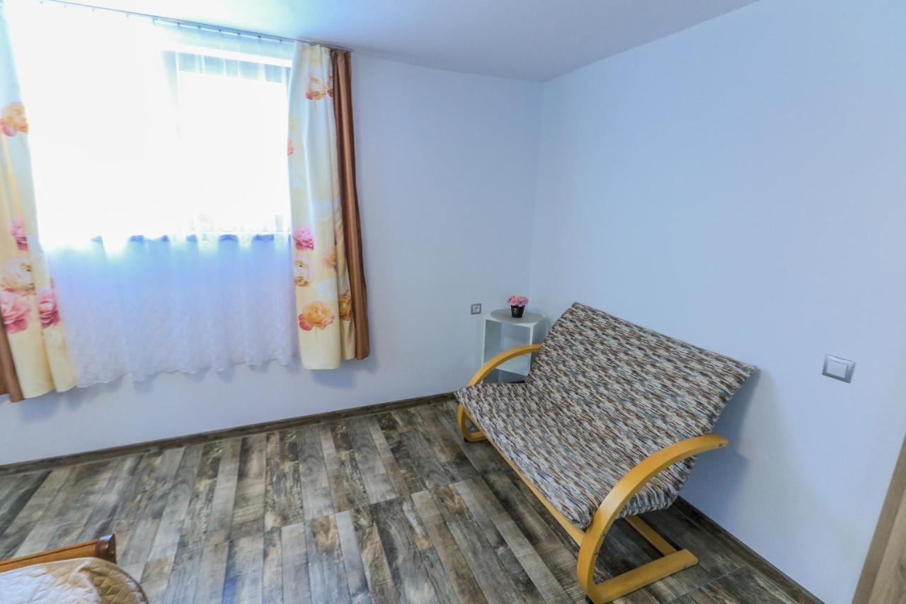 Nikas Apartment Sibiu Bagian luar foto