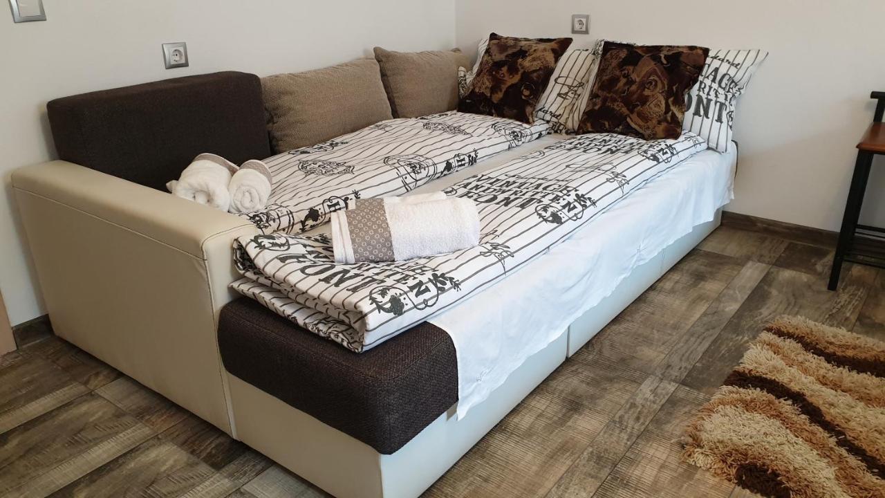Nikas Apartment Sibiu Bagian luar foto